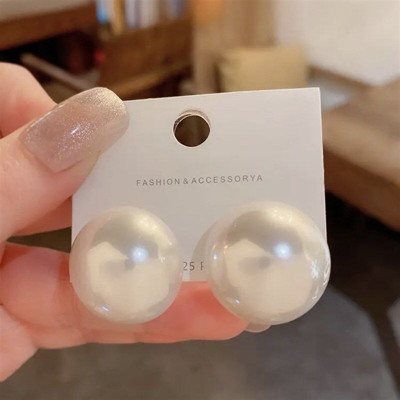 Gray Bread Pearl Studs SemiCircle High Gloss Beads Womens Li