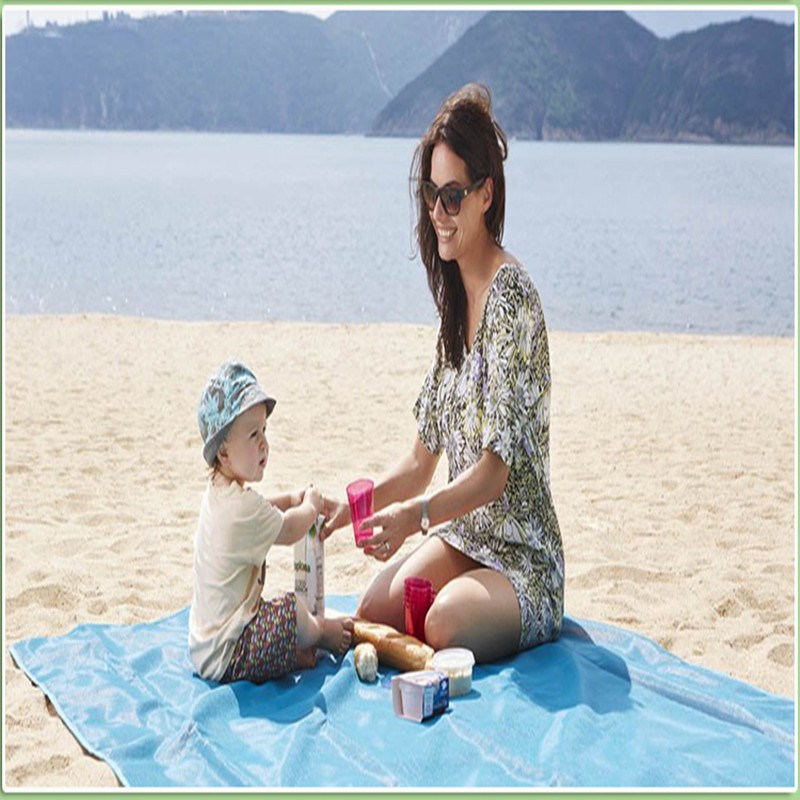 Sand Free Beach Mat Oversized Outdoor Camping Mat for Seasid