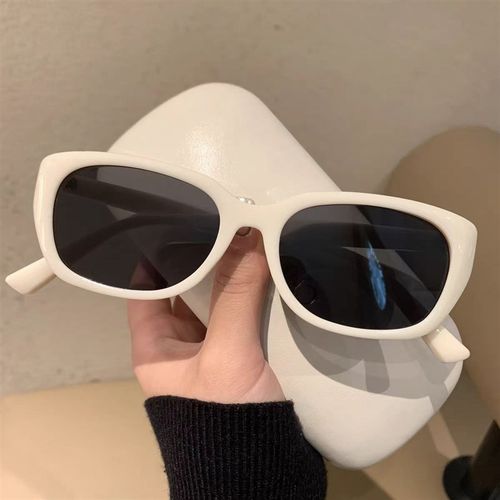 2025 UV Protection Slimming Black Frame Sunglasses for Women