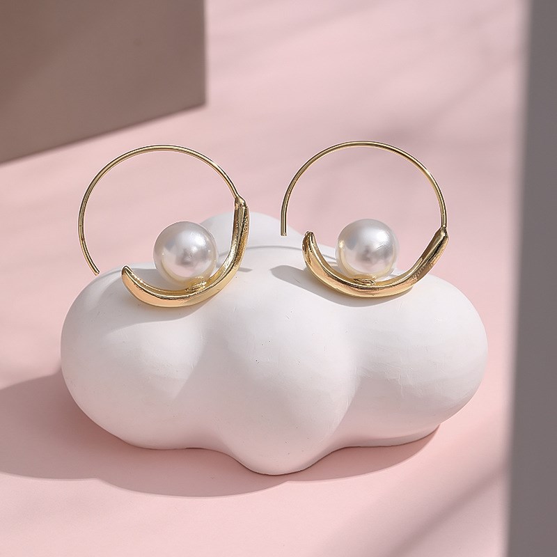 Simple Retro Pearl Earring 2025 Womens Luxury Design Tempera