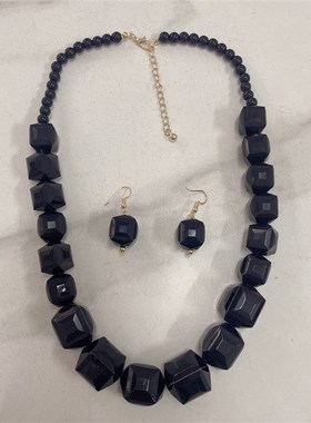 European African Acrylic Metal Exaggerated Necklace Artistic