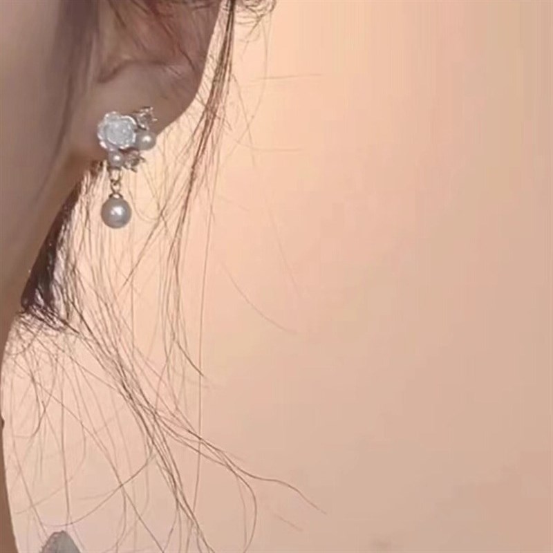 Small French Pearl Ear Cuff Studs White Flower Ins Fashion E