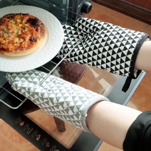 Nordic Style Microwave Oven Gloves Heat Insulation Gloves Ba