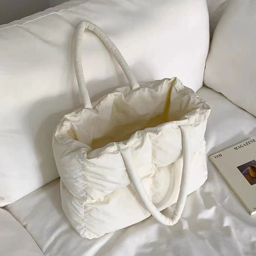 棉服托特包女单肩包大容量学生上课包简约纯色手提通勤包包泡芙包