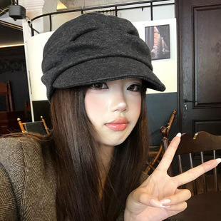 贝雷帽女高级感日系山本风黑色褶皱马术帽秋冬季显脸小复古云朵帽
