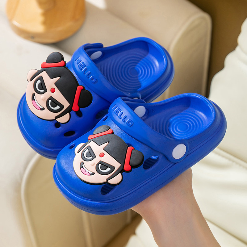 哪吒儿童洞洞鞋男童夏季居家厚底防滑卡通宝宝亲子外穿防撞凉拖鞋