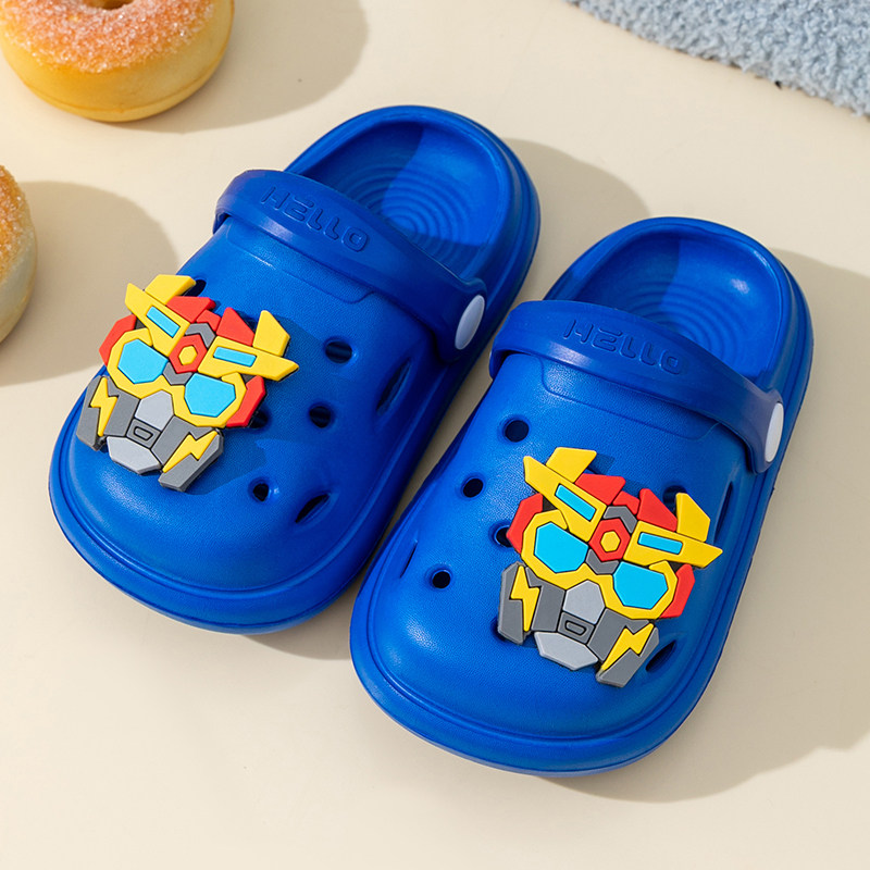 包头防撞儿童洞洞鞋男童夏季新款居家厚底防滑宝宝卡通外穿凉拖鞋