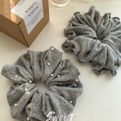 褶皱灰色珍珠大肠发圈气质优雅精致百搭新款 高颜值丝绒女头饰
