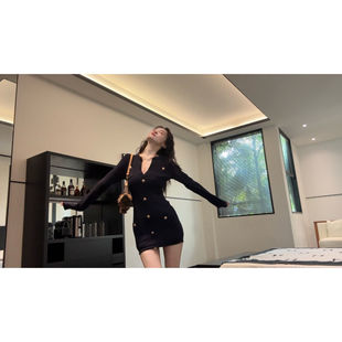 Seven七分糖小香风气质v领长袖 包臀短裙 针织连衣裙女秋冬裙子修身