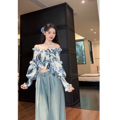 Seven七分糖法式青花瓷雪纺衬衫新款洋气别致锁骨一字肩上衣女