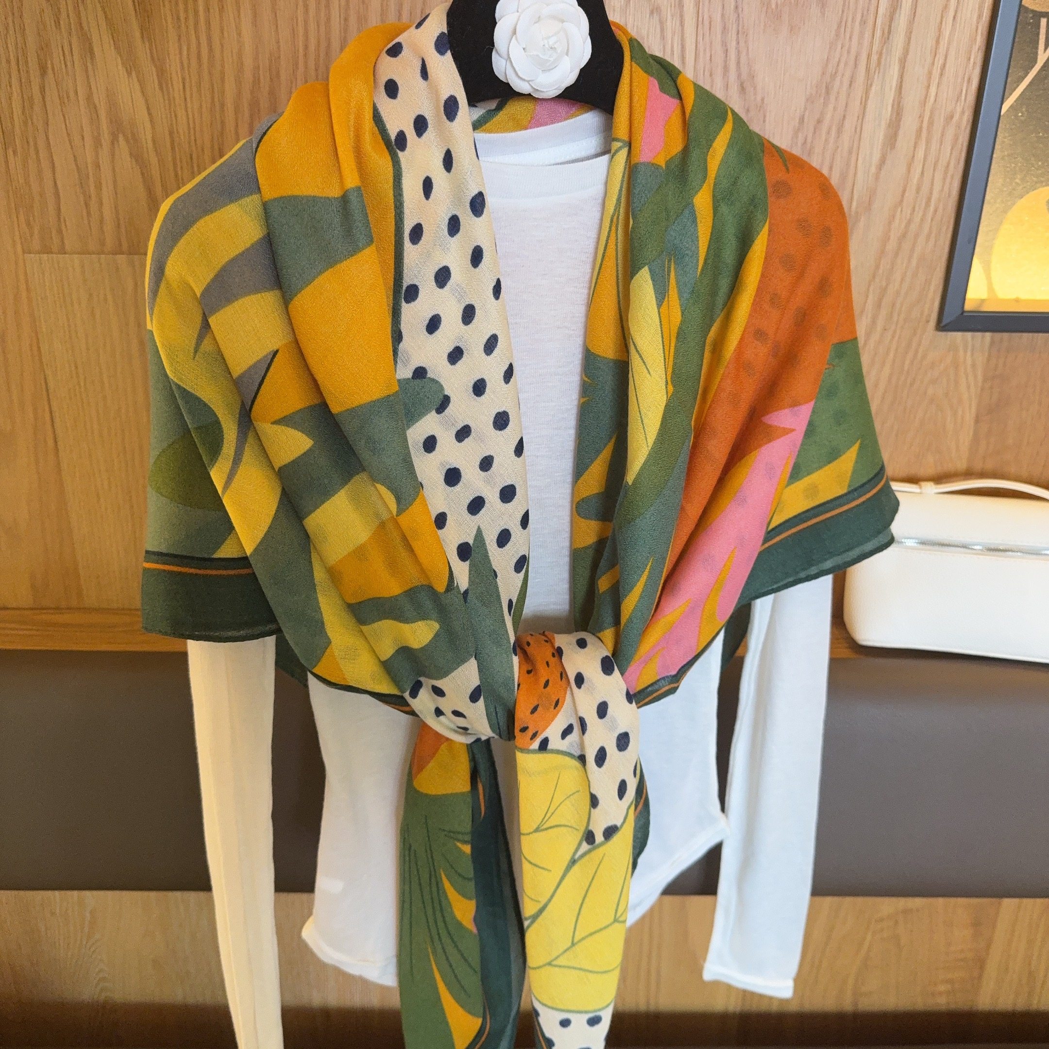 靓丽百搭棉麻围巾女130大方巾