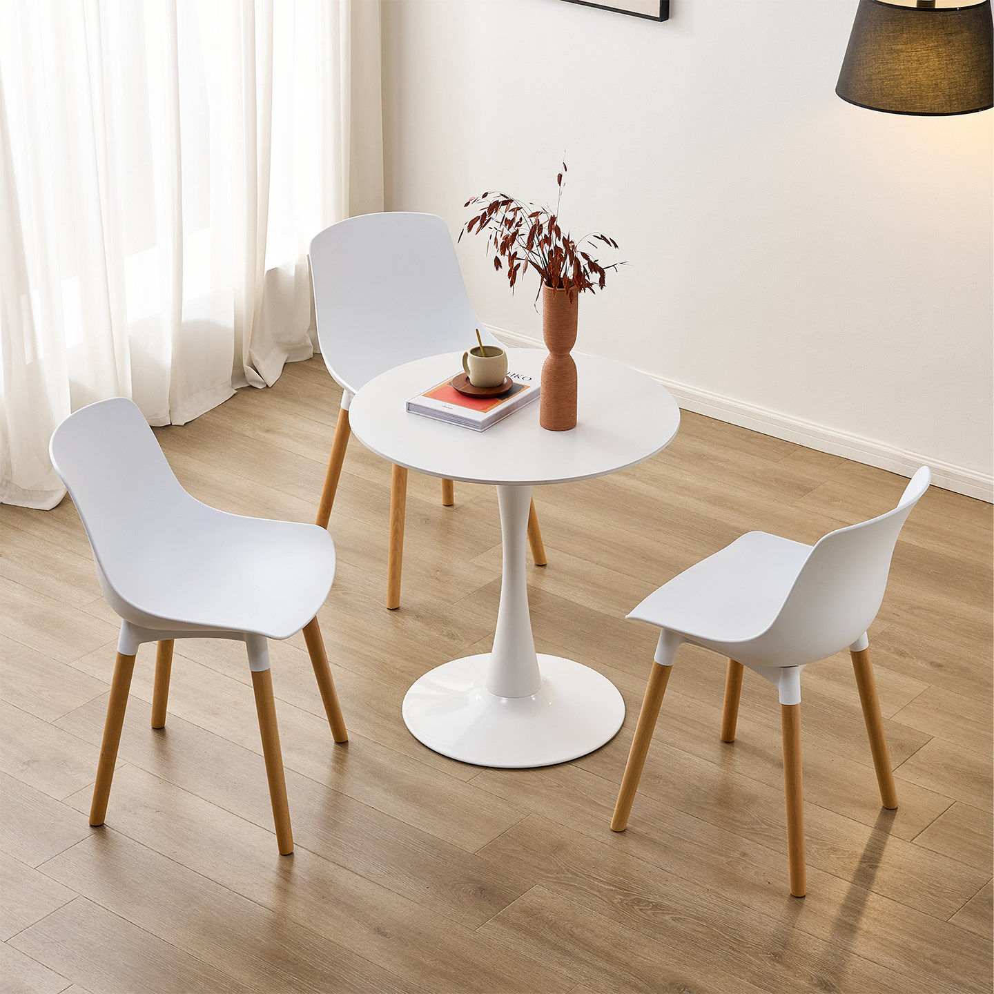 北欧商务接待洽谈桌椅组合白色休闲小圆桌办公室美容院展厅休息区