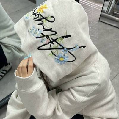 美式复古花卉刺绣连帽卫