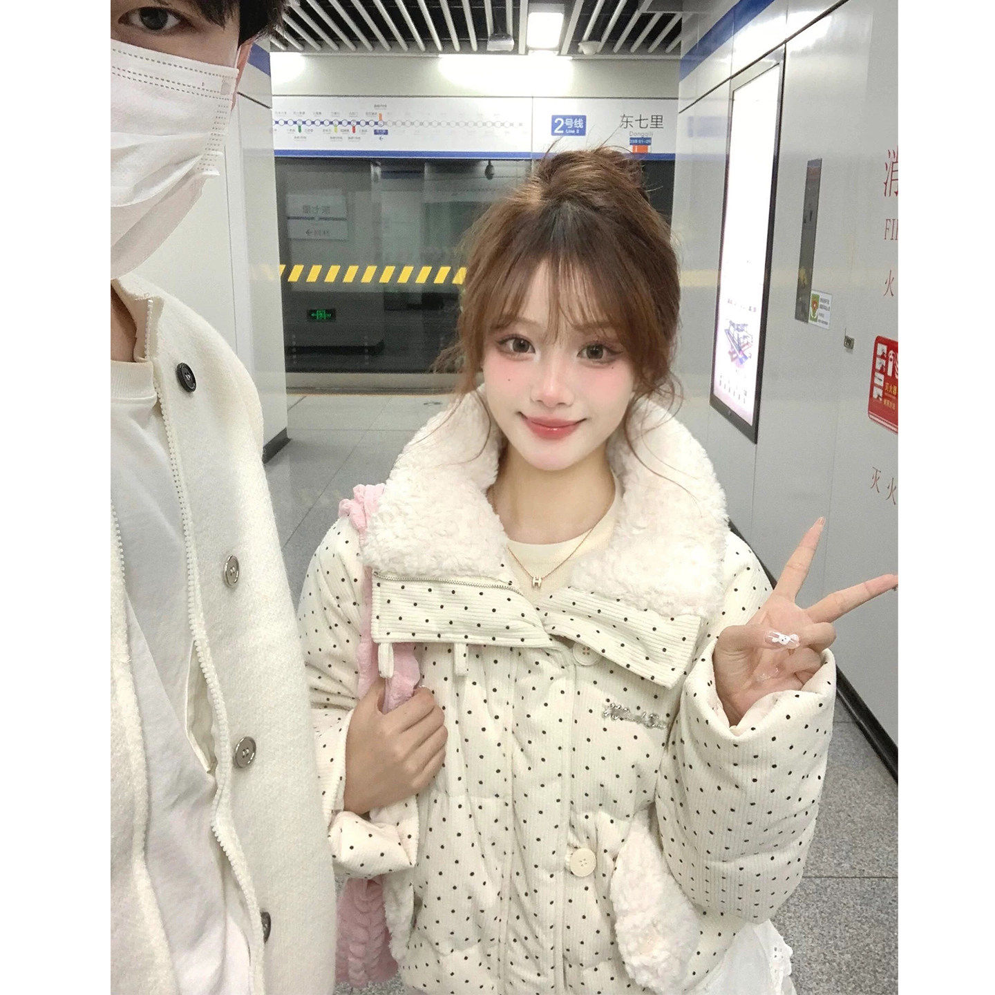 甜美温柔羽绒服女2025年