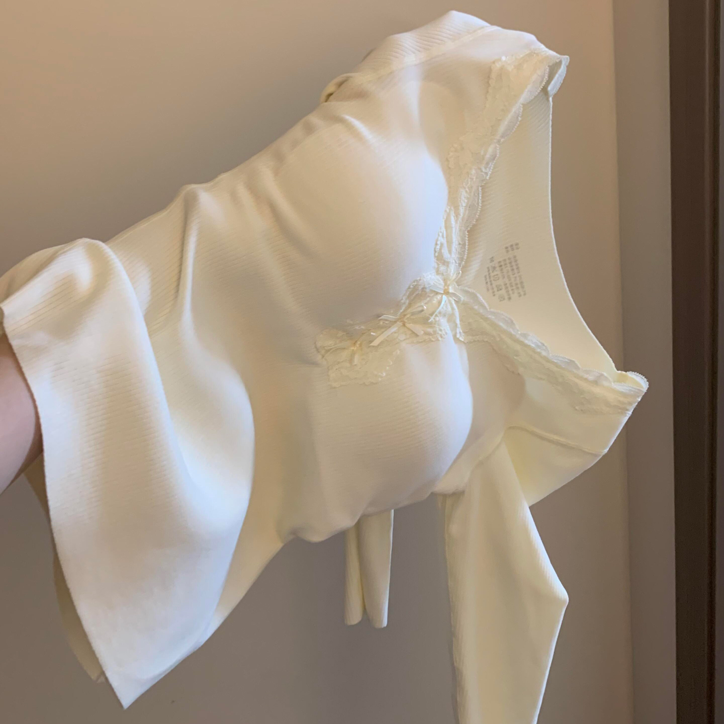 蝴蝶结蕾丝花边保暖带胸垫内衣女