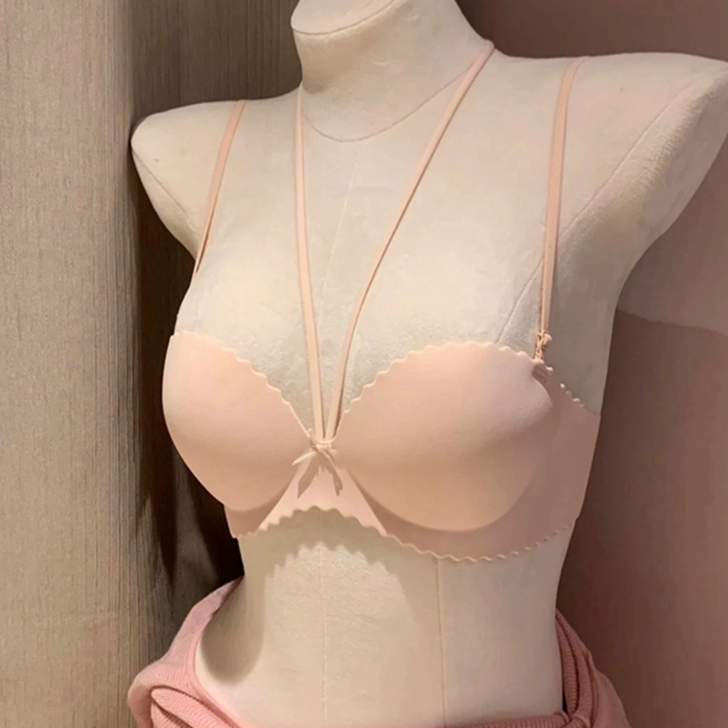 挂脖式吊带美背内衣女小胸聚拢