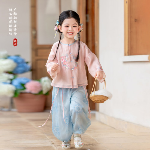 萌乎女童明制汉服春秋两件套