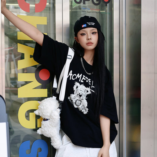 手绘小熊印花纯棉短袖/中性风