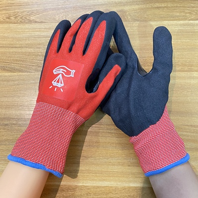 处理米沃奇Milwaukee 二级防割手套外贸出口二级品虎口加强耐磨贴