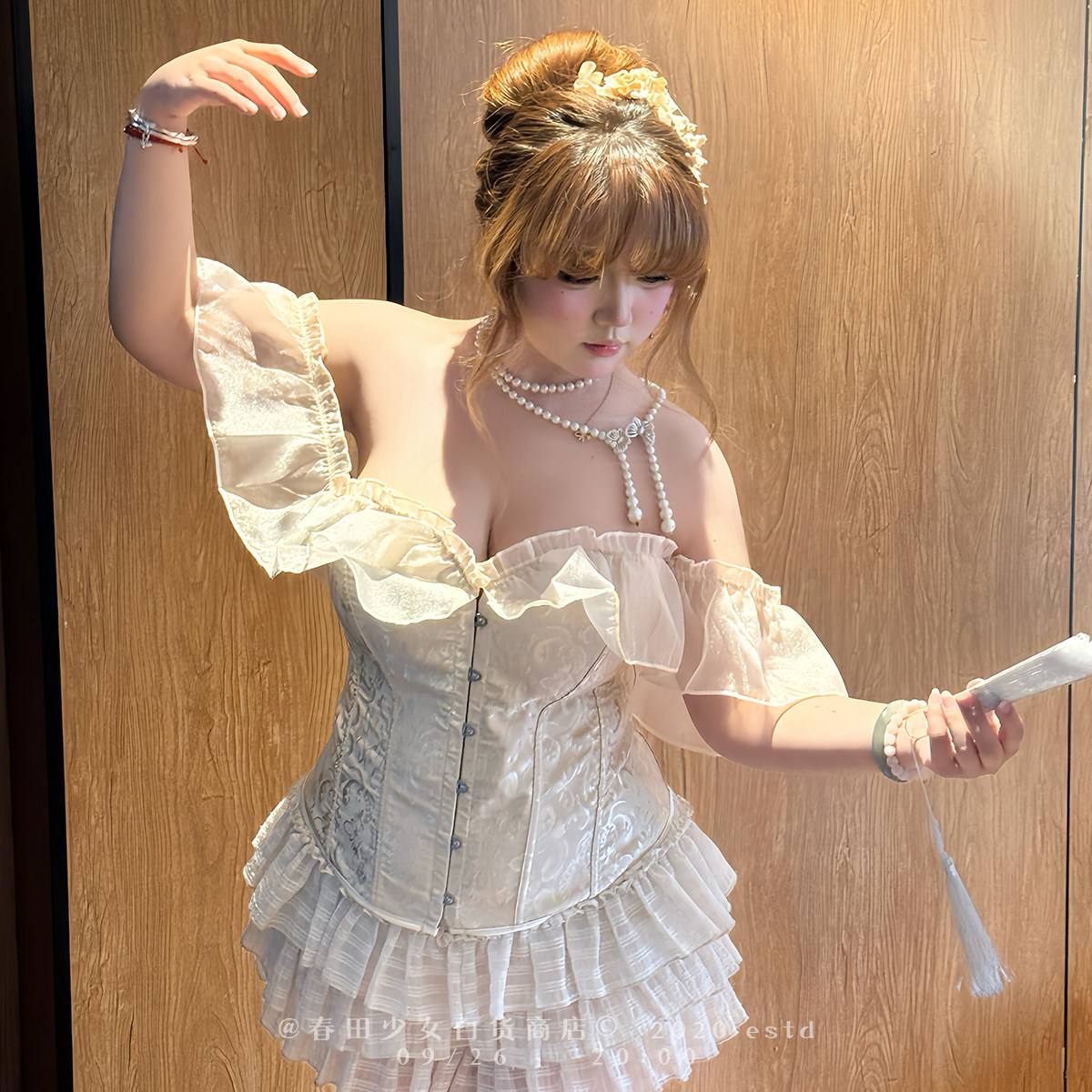 春田少女夏秋独特漂亮巨好看上衣微胖收腰女装鱼骨胸衣短裙套装