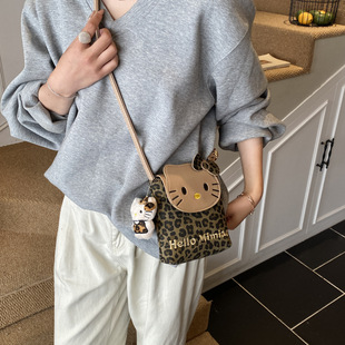 新款豹纹kitty猫咪可爱小包单肩斜挎包韩版洋气手机女童外出斜挎