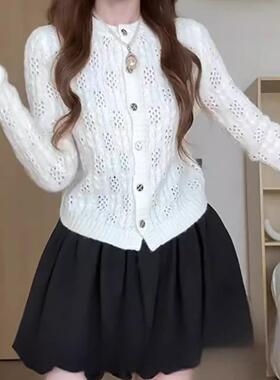 韩系镂空钩花针织开衫女2025新款秋季穿搭高级感气质毛衣外套上衣