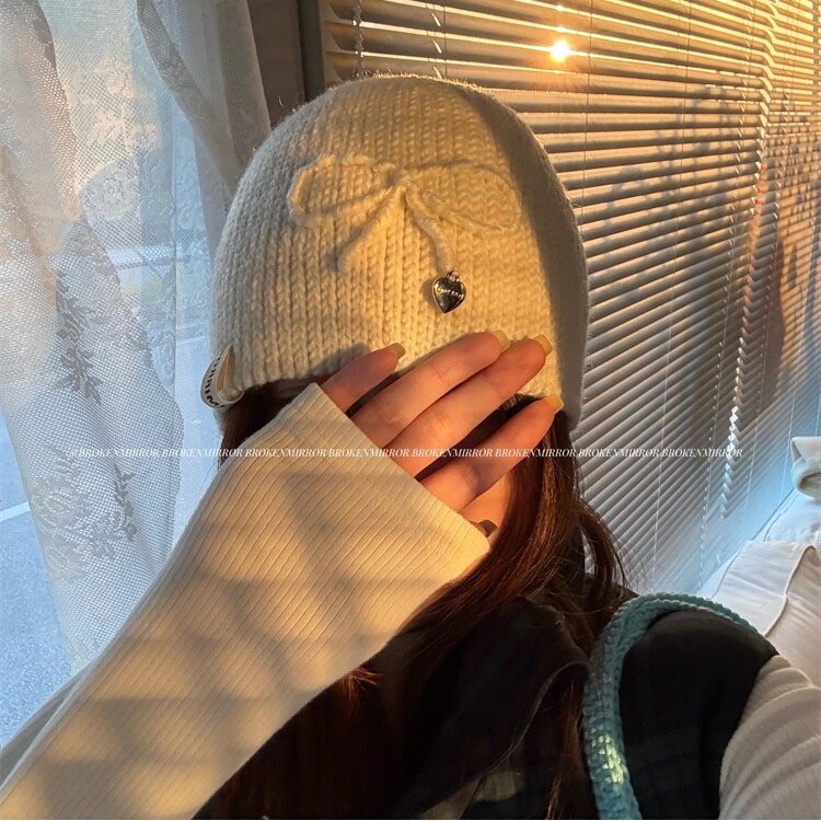 韩版ins蝴蝶结金属爱心针织毛线帽女秋冬保暖时尚显脸小套头帽潮