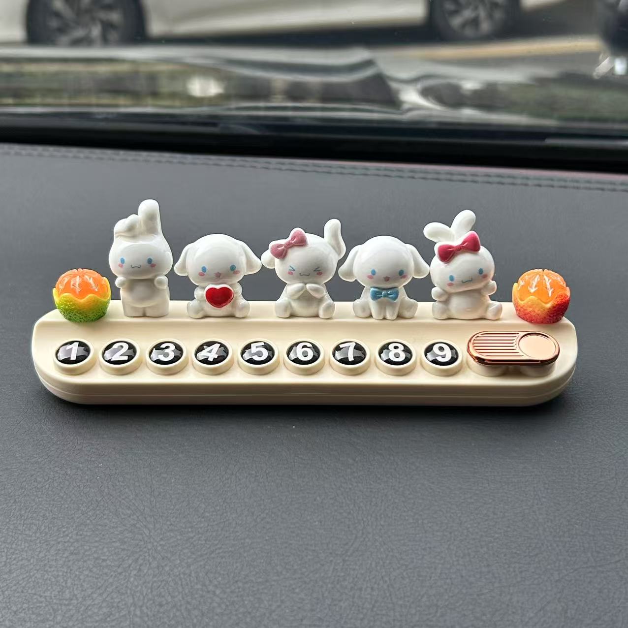 玉桂狗汽车临时停车号码牌可爱创意挪车电话牌香薰车内饰品摆件