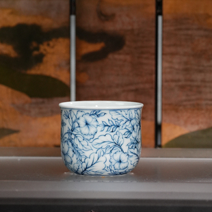 雨后丨湛蓝系列茶杯白描芍药卧足杯容量80ml景德镇陶瓷杯主人杯