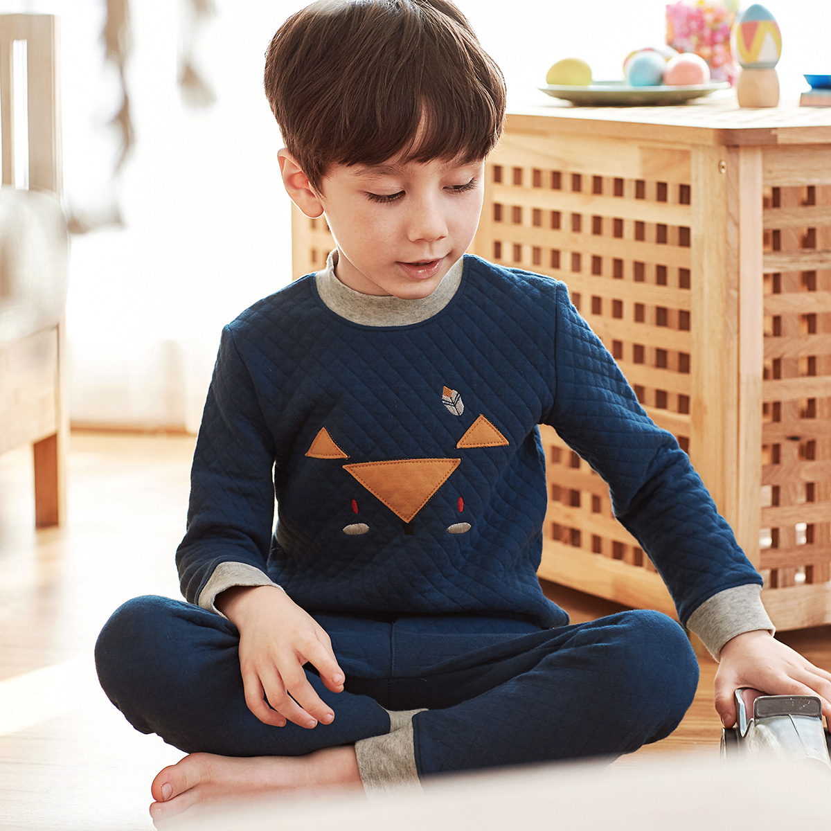 【远哥甄选】顶瓜瓜男童秋冬空气层保暖内衣套装AM6172&T86080