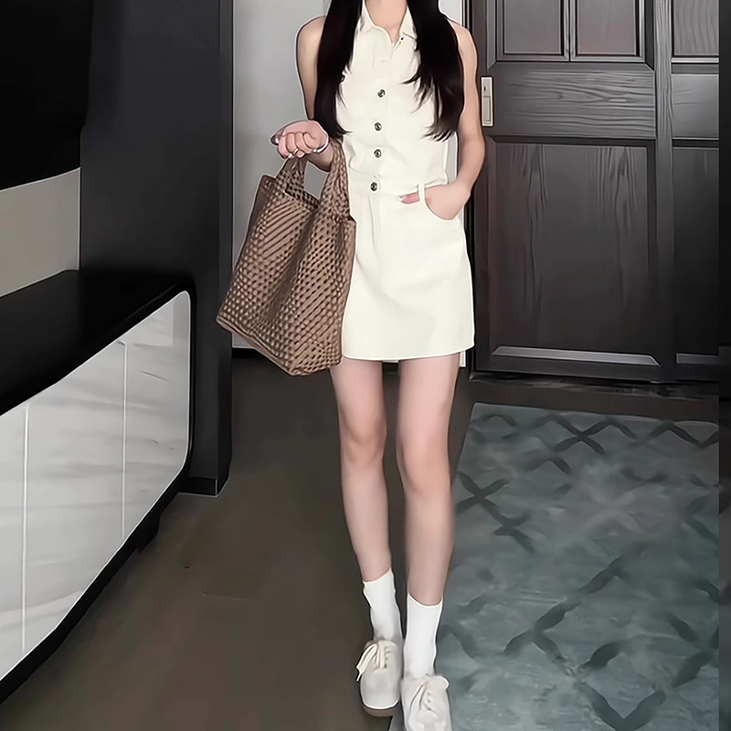 修身显瘦牛仔连衣裙女2024夏季新款时尚百搭polo领无袖收腰中长裙