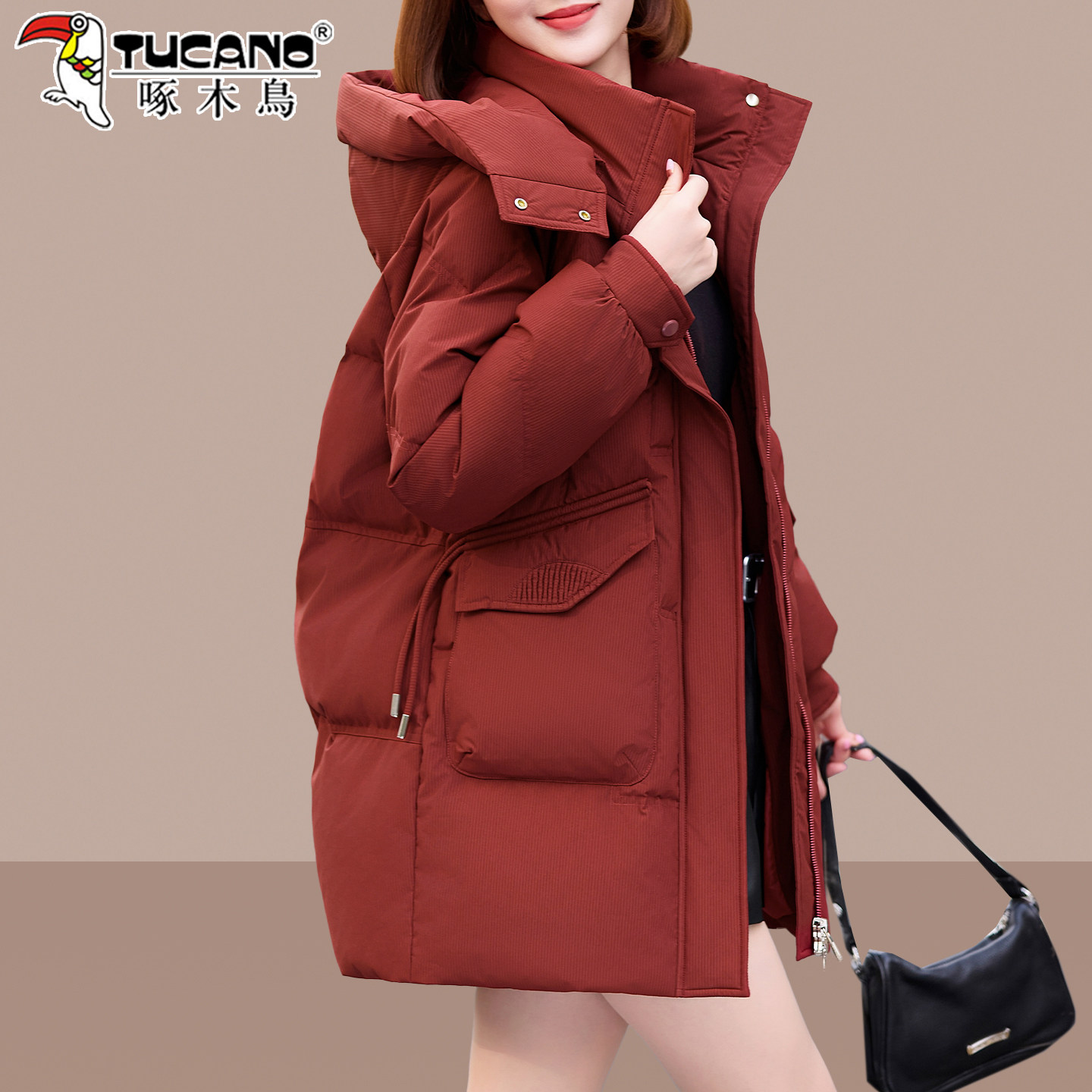 啄木鸟羽绒服女款冬季2025新款爆款加厚收腰小个子减龄中长款外套