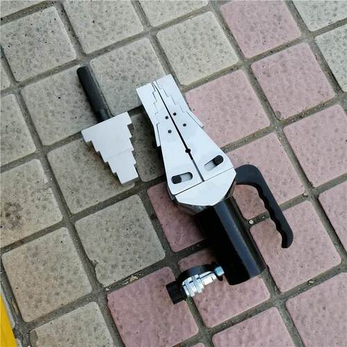 SWR-40液压法兰撑开器 SER-8管道法兰分离器 机械式法兰分离器