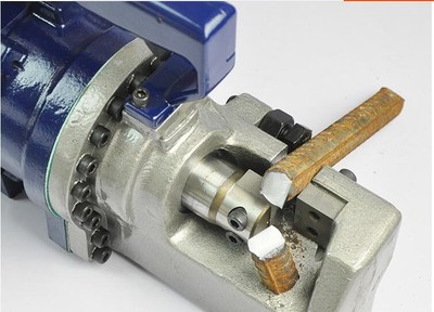 Portable heavy-duty hydraulic electric rebar/steel rod cutte