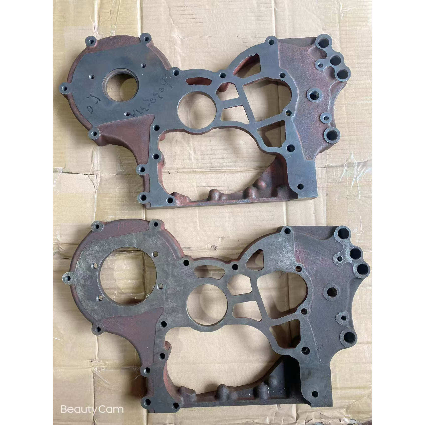 中兴田野皮卡旗舰A9威虎齿轮室时规底座4D25正时底座4D25U