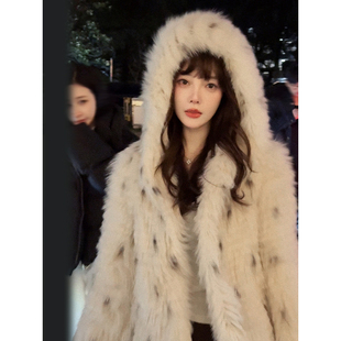 Lulusmiracle【雪域新贵】年轻版白色山猫纹真狐狸毛皮草外套女冬