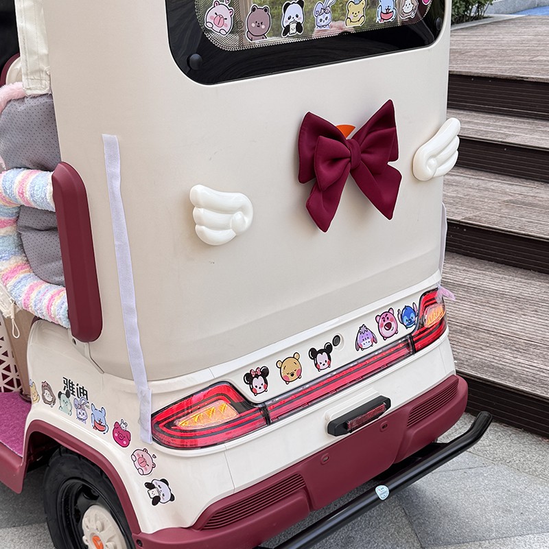 适用爱玛乐维pro装饰小配件三轮车蝴蝶结翅膀ca500电动车尾部配饰