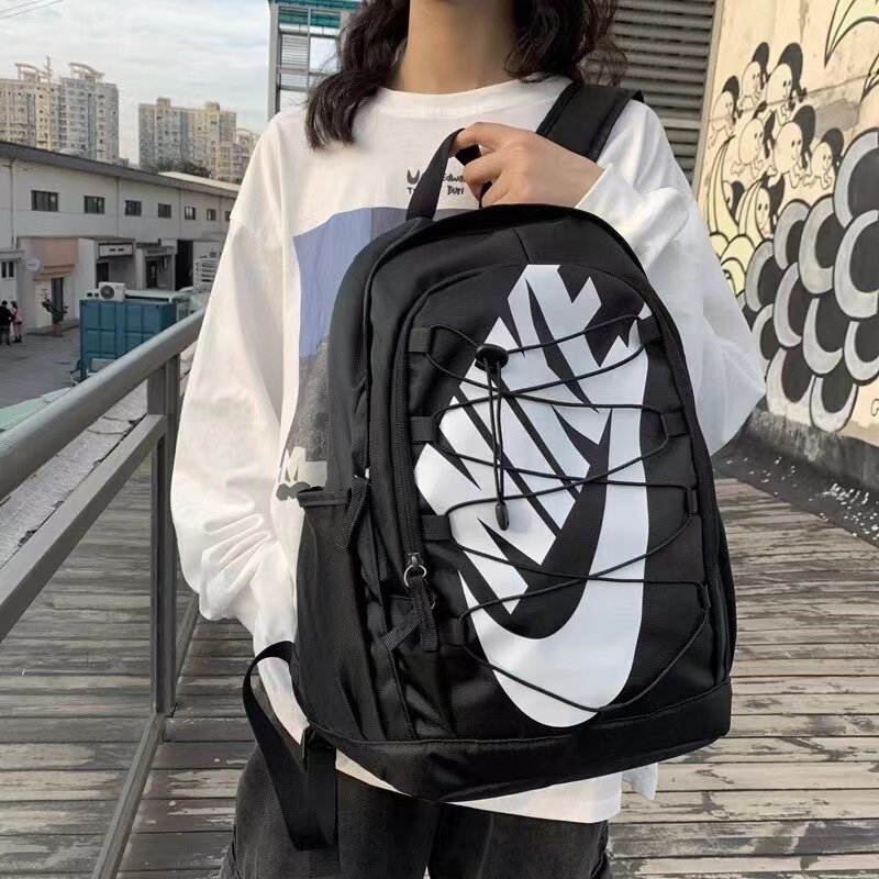 耐克nike学生初中高中生大学生书包女生双肩包男生大容量旅行背包