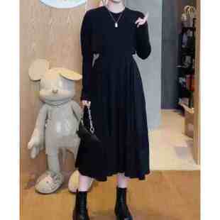 胖mm心机露腰连衣裙女韩版显瘦打底裙秋冬大码收腰遮肚长短款裙子
