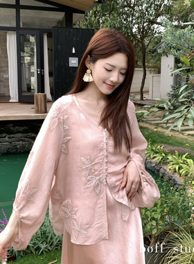 米米春上新新中式国风亮片刺绣宽松灯笼袖罩衫衬衫小衫96150