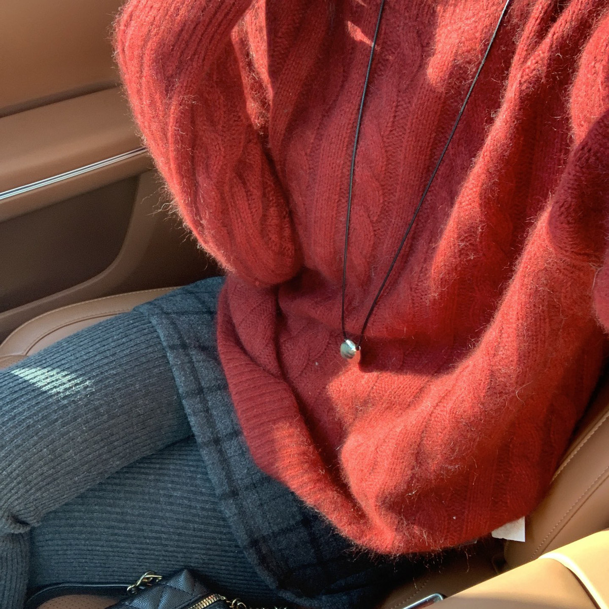 米米小众设计浣熊羊毛麻花圆领保暖毛衣（含37.6绵羊毛）M19-8867