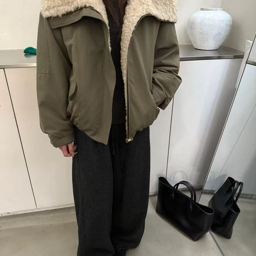 米米店冬上新复古工装风宽松毛绒翻领保暖羽绒服外套YS2-P188
