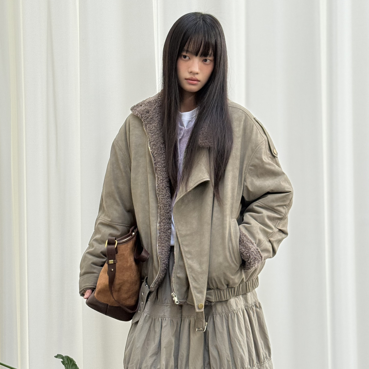 OF 米米皮毛一体韩系简约松弛版环保毛保暖皮毛一体外套YY-25375 - 封面