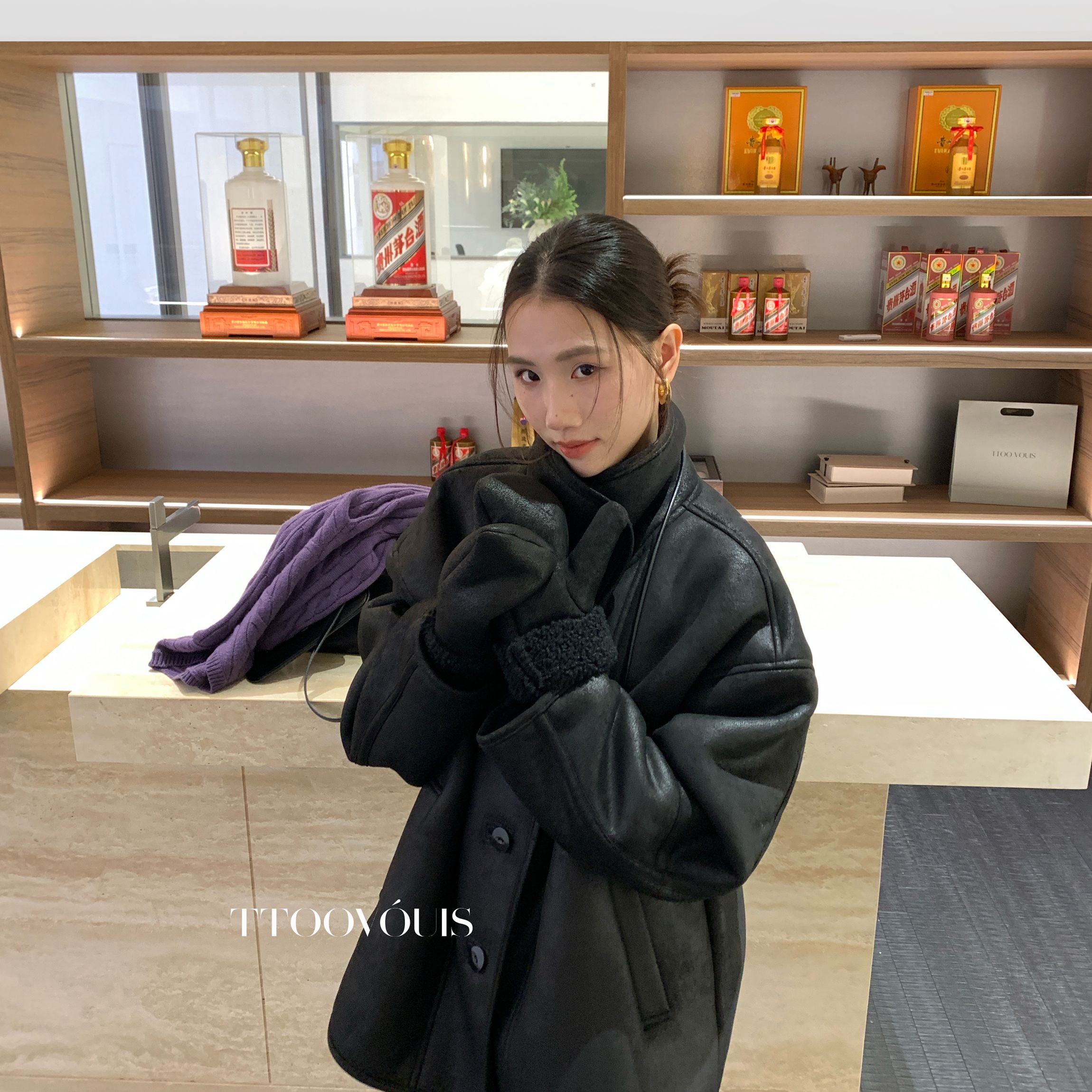 米米设计皮上衣加绒加厚皮毛一体(配手套)(外套女)D8852397-A