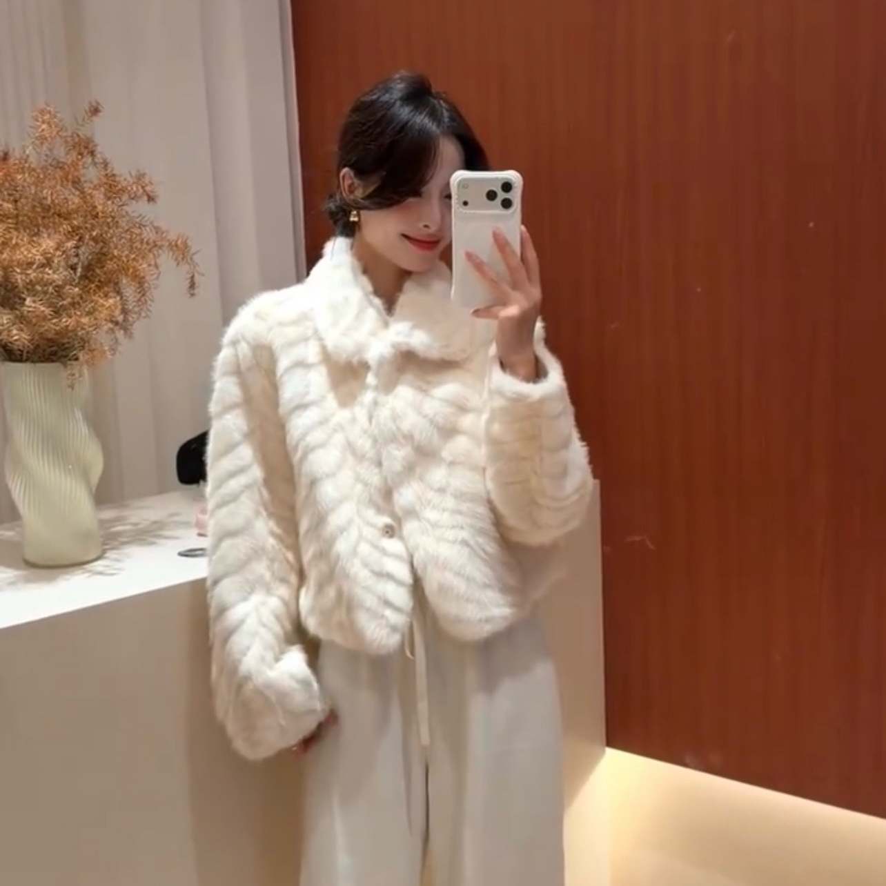 米米设计貂仿水貂毛皮毛一体环保皮草女短款翻领外套短外套JDR01