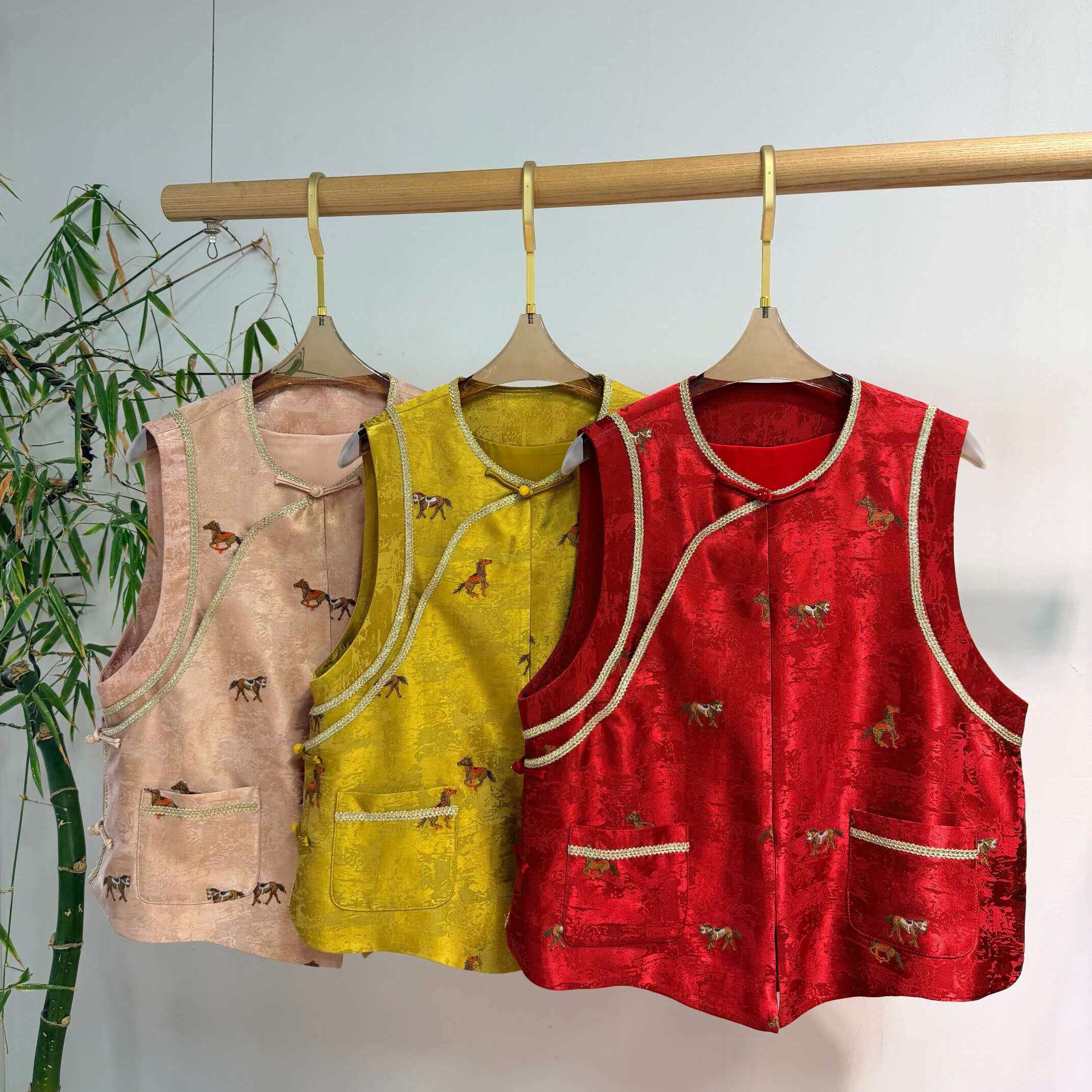 米米店26年早春高档丝麻重工满绣马年吉祥轻国风马甲YS189-G401,女装/女士精品,马夹,淘宝优惠券,粉丝福利购,淘宝优惠卷