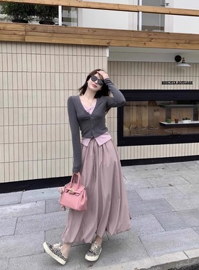 温柔风套装女春季甜辣假两件撞色短款针织衫上衣花苞半身裙