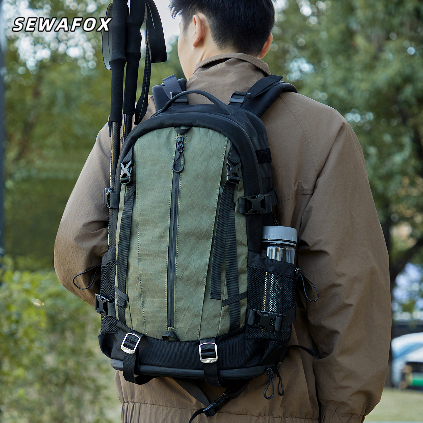 新款男士防水户外大容量旅行电脑双肩包男款机能商务通勤休闲背包