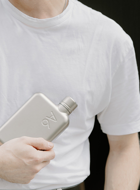 memobottle 10周年纪念新款   不锈钢金属扁平水壶运动便携随手杯