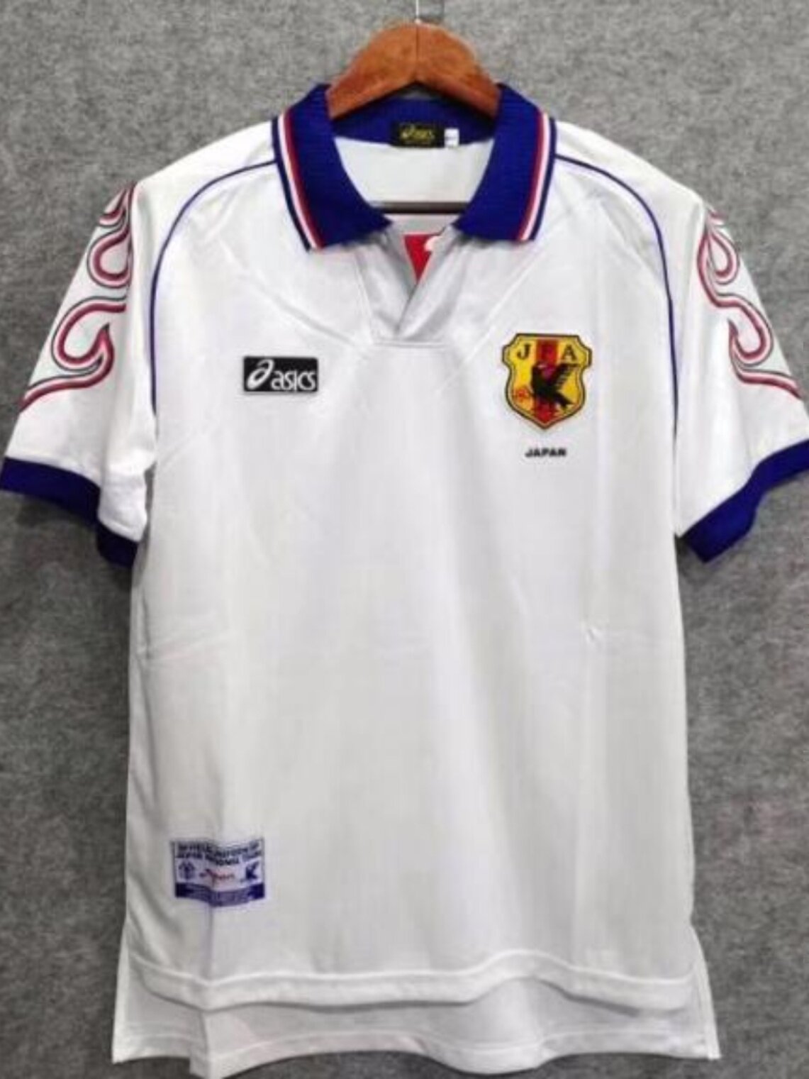Japan 1998 Nakata Jersey: Flame Sleeves Retro Kit - Product image 2